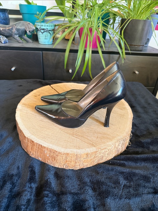 Roberto Vianni Shoes - Roberto Vianni Classic Black Pointed-Toe Stiletto Heels